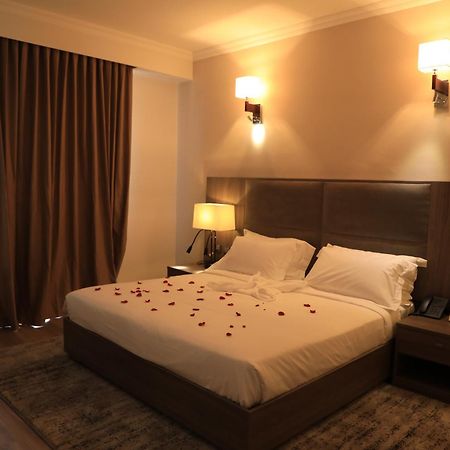 Th Bonroyal Hotel Addis Ababa Exteriör bild