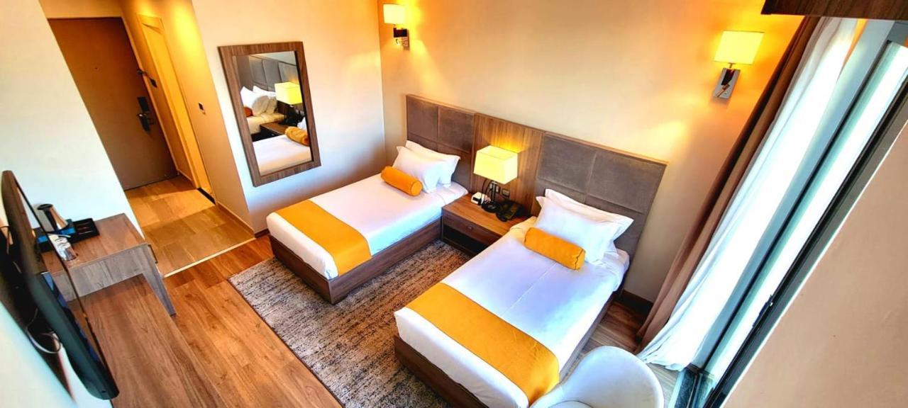 Th Bonroyal Hotel Addis Ababa Exteriör bild